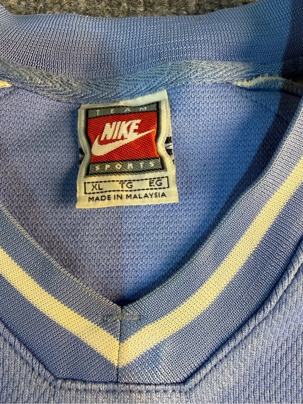 Nike Men’s Carolina Blue & White UNC Athletic Jersey